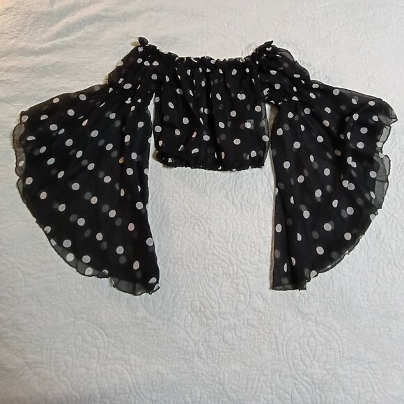 Live 4 Truth Cold Shoulder Top💗💗 Just Posted 🌹💖 - Picture 6 of 14